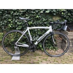 Zeer mooie BIANCHI Niro 7 Shimano 105 met 3x10. Maat 52 cm