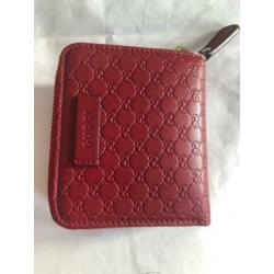 Gucci wallet red