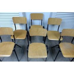 prachtige stevige vintage retro schoolstoelen