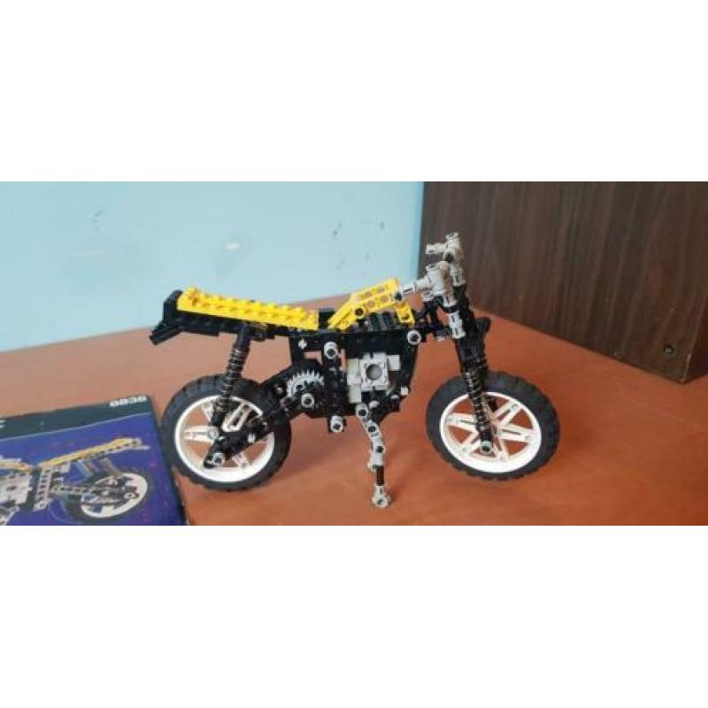 Lego Technic/Technisch/Technik 8838 Shock Cycle