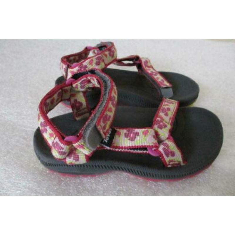 teva sandalen. mt 25