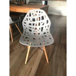 6 eettafel stoelen