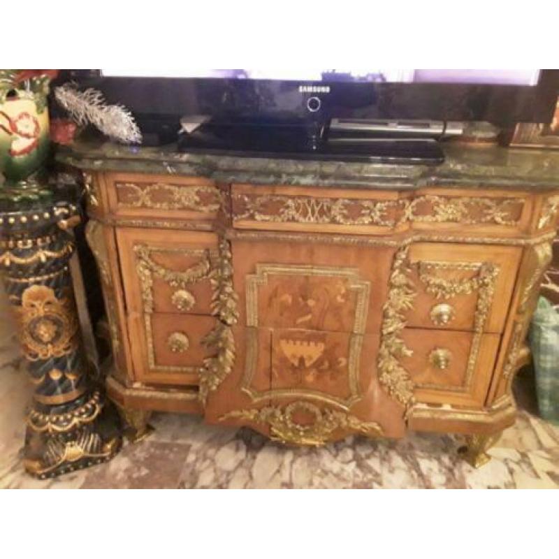 Barokke antique Marie Antoinette kast