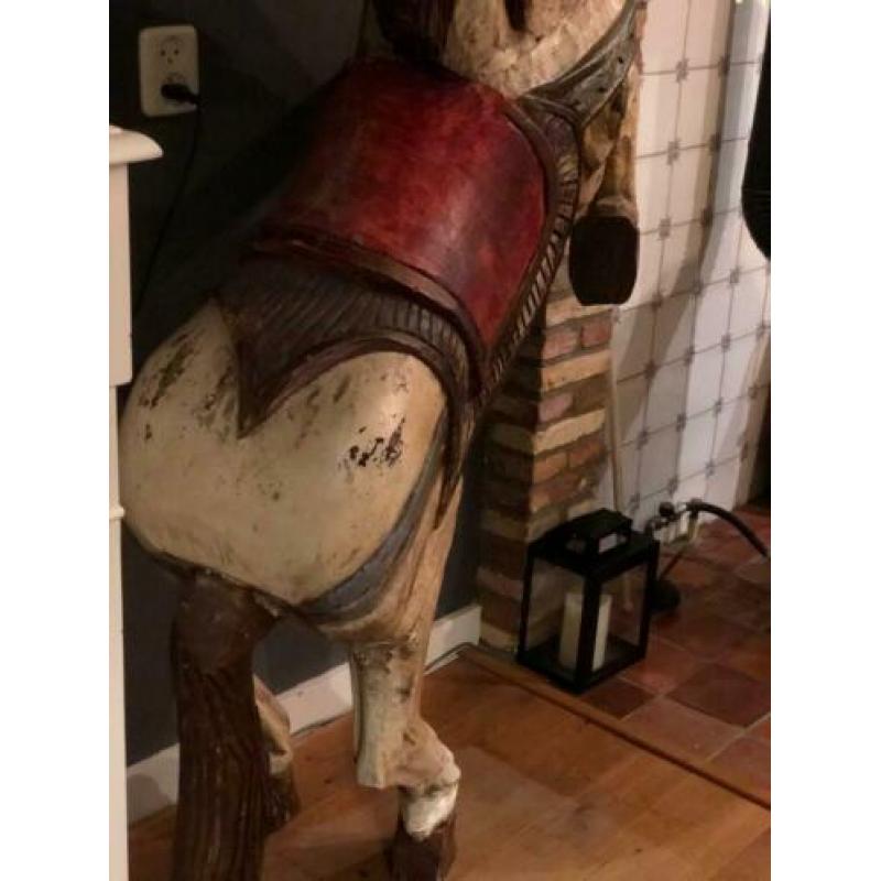 Zeer groot houten paard. 155 cm