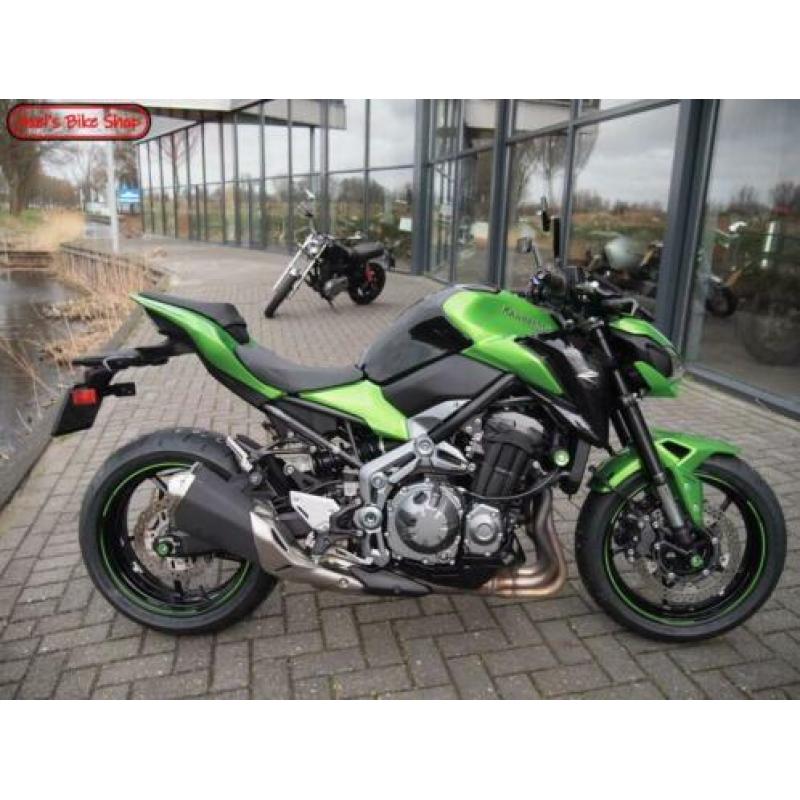 KAWASAKI Z 900 (bj 2017)