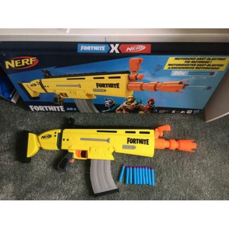 NERF Fortnite AR-L gemotoriseerde dart blaster