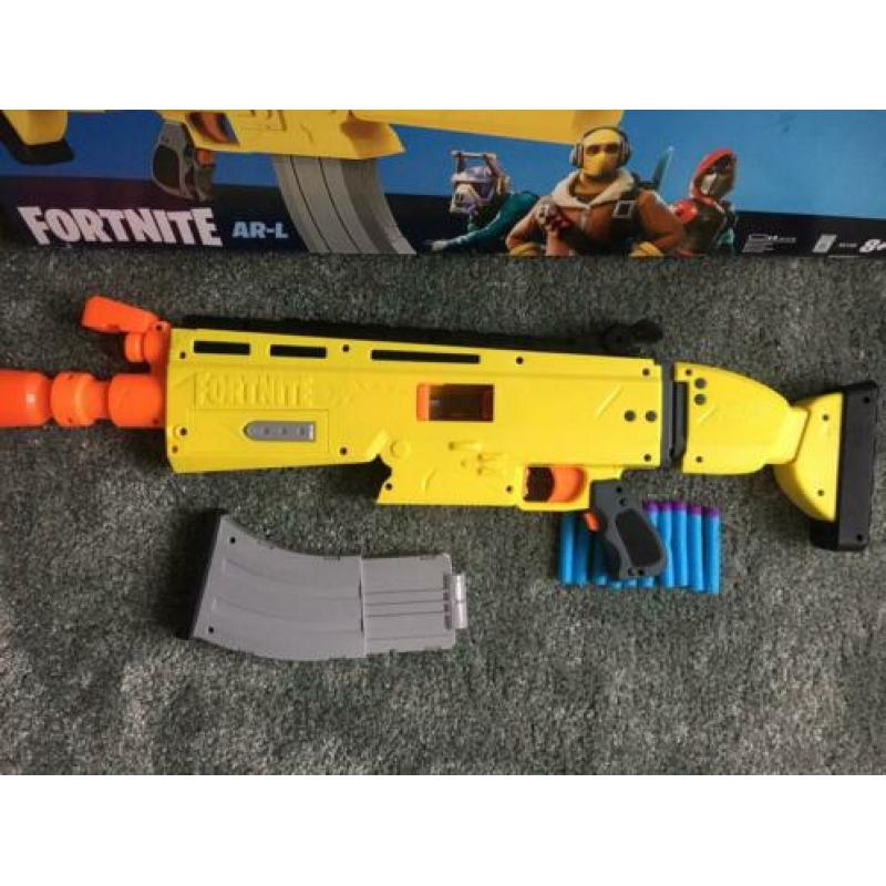 NERF Fortnite AR-L gemotoriseerde dart blaster