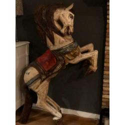 Zeer groot houten paard. 155 cm