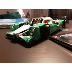 Lego technic 24 uur race wagen