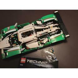 Lego technic 24 uur race wagen