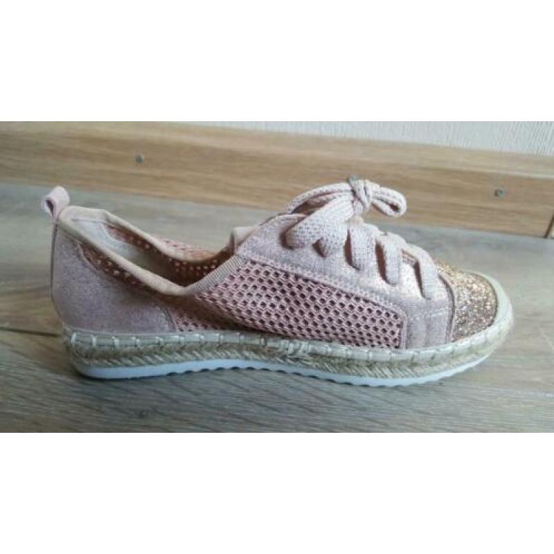 Partij espadrille gympen Lucky Shoes HH116 9 paar.