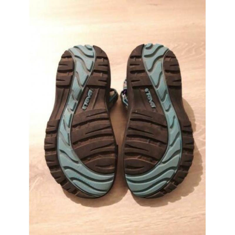 Teva slippers maat 32 zgan