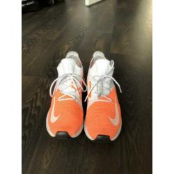 Te koop Nike Air 270 mt 40,5