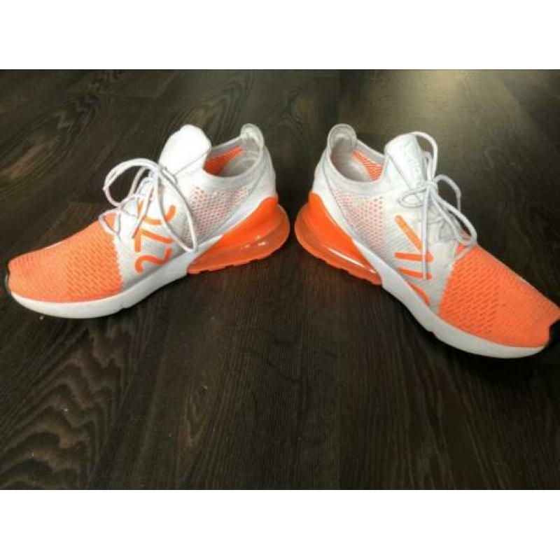 Te koop Nike Air 270 mt 40,5