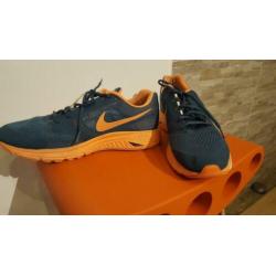 Sneakers, hardloopschoenen NIKE Structure 17, maat 45,5.