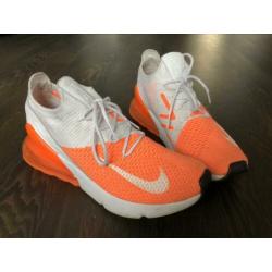 Te koop Nike Air 270 mt 40,5