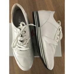 Piedi Nudi witte sneakers Maat 42