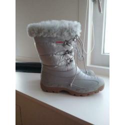 Grijze snowboots van Olang.