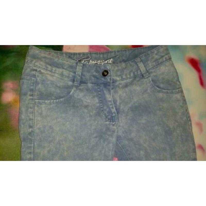 1. Esprit jeans 170