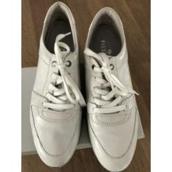 Piedi Nudi witte sneakers Maat 42