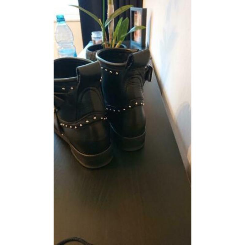 Sendra boots / enkellaarsjes, maat 39, zwart