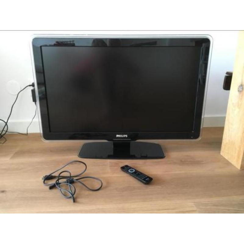 Televisie Philips 37 inch 37PFL7403 inclusief Wandbeugel