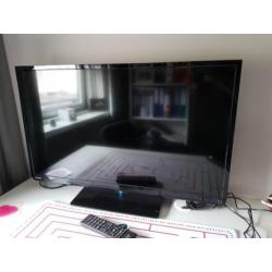 Toshiba tv (32E2533D)