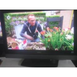 Hitachi LCD 32 inch 2 x HDMI enz... enz....L32A01A.