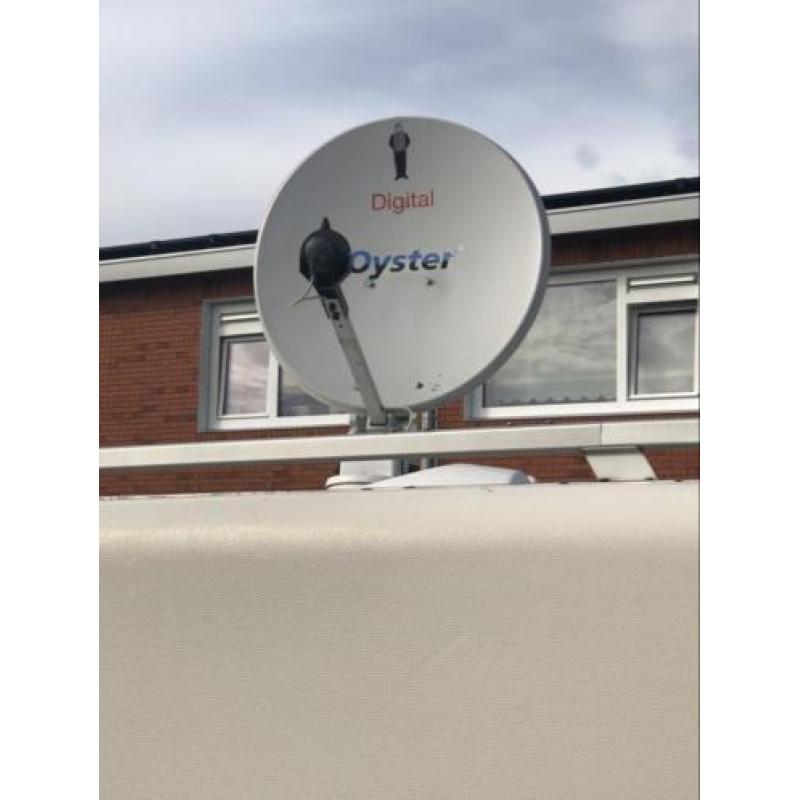 Oyster schotel antenne