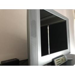 Televisie flatscreen zilver