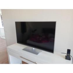 Panasonic smart tv 42 Inch Full HD LED Compleet