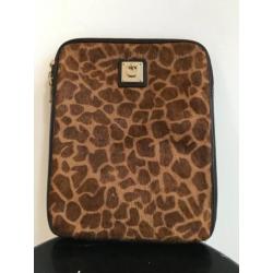 DKNY case ipad